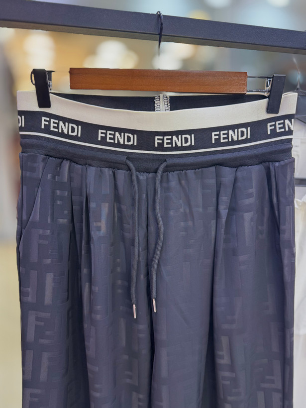 شلوار زنانه وارداتی کیفیت مستر برند فندی FENDI